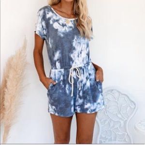 Vici Tie Dye romper, EUC